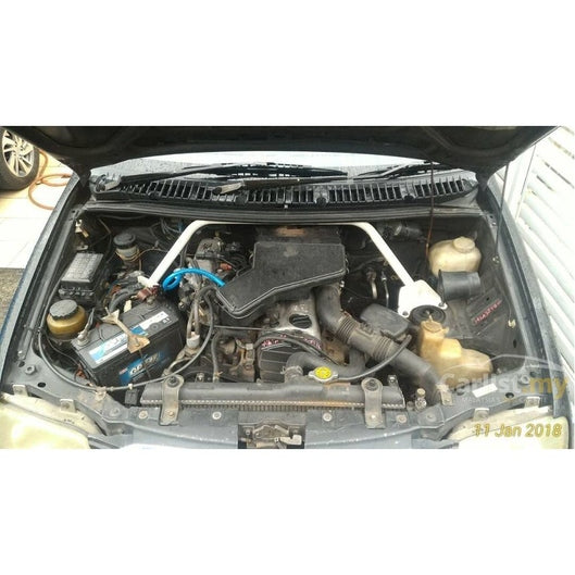 Barre anti-rapprochement Ultra Racing à 2 points PERODUA KEMBARA 1.3 2WD 1998-2005