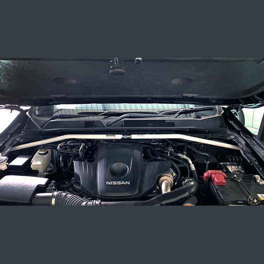 Barre anti-rapprochement Ultra Racing UR-TW2-4241A pour Nissan Navara NISSAN NAVARA 3RD GEN (D23) 2.5D 4WD FACELIFT 2020+