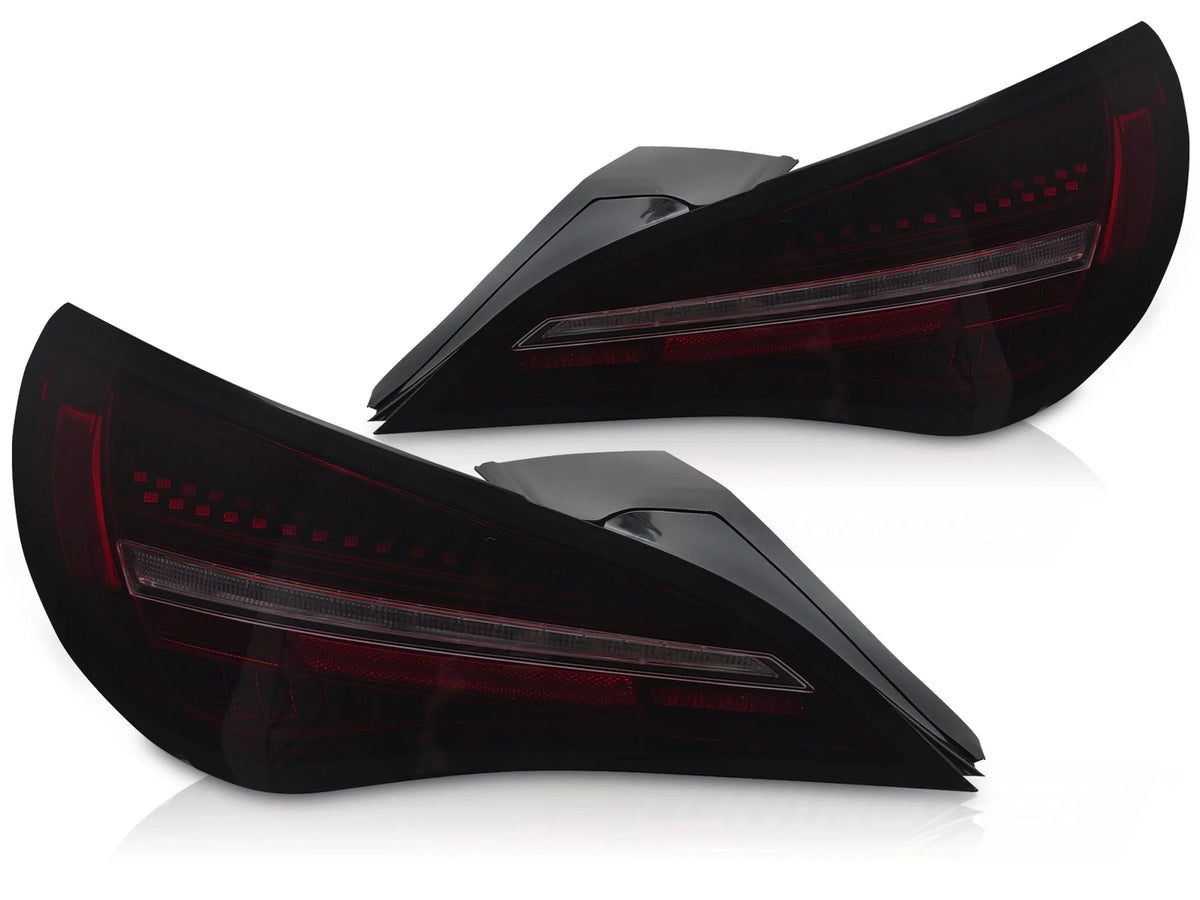 Feux arrière à LED Dynamique noir et rouge fumé compatibles avec Mercedes CLA C117 13-16 / X117 14-16 Ampoule d'origine