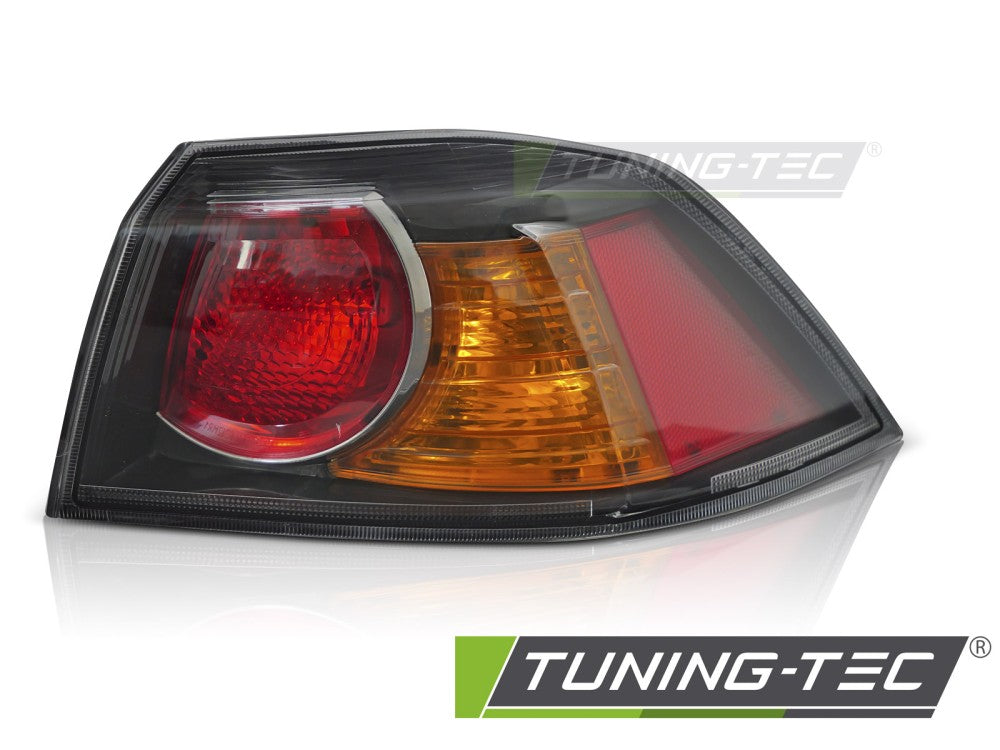 Feu arrière noir côté droit TYC compatible avec Mitsubishi Lancer 4D 08-16
