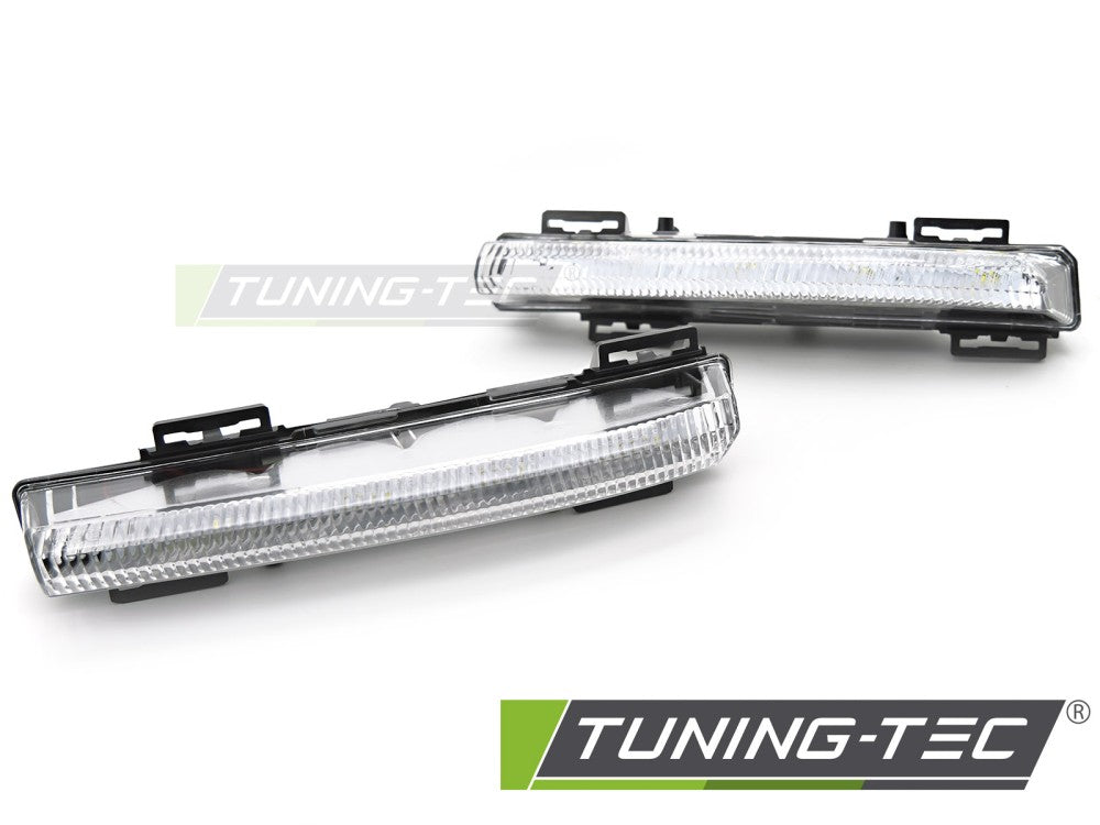 Feux de jour à LED compatibles avec MERCEDES W204 / C204 / A207 / C207 / SLK R172 / W212
