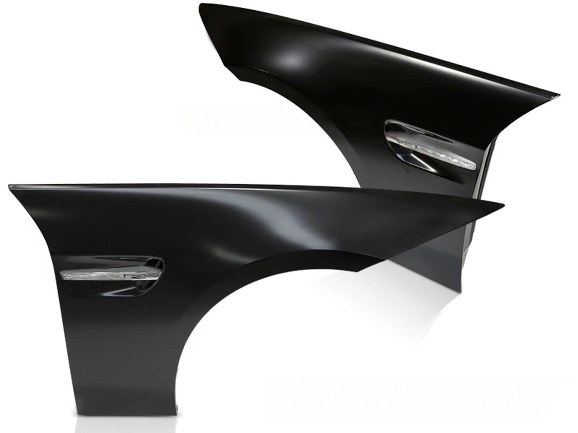 Ailes de style sport avec LED compatibles BMW E90 E91 05-11