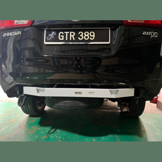  Barre anti-collision arrière Ultra Racing UR-CR2-4482 pour TOYOTA INNOVA TOYOTA INNOVA 2ND GEN (AN140) 2.0 2WD 2015-present