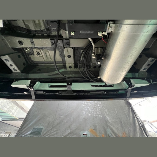  Barre anti-collision arrière Ultra Racing UR-CR2-4535 pour TOYOTA GRANACE TOYOTA GRANACE 6TH GEN (H300) 2.8D 2WD 2019+