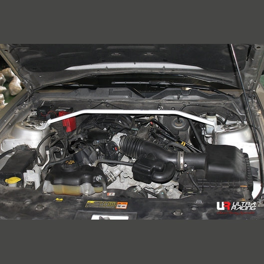  Barre anti-rapprochement Ultra Racing à 2 points FORD MUSTANG S-197II 5TH GEN 3.7 V6 2WD 2010-2014