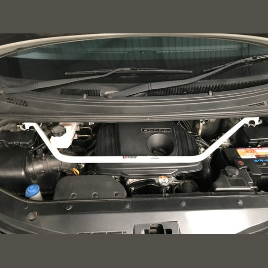  Barre anti-rapprochement Ultra Racing à 2 points HYUNDAI GRAND STAREX-VAN 2ND GEN (TQ) 2.5D 2WD 2007-present