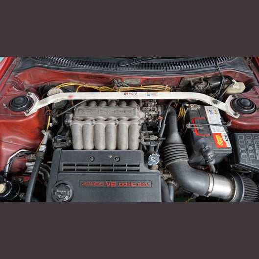  Barre anti-rapprochement Ultra Racing à 2 points MITSUBISHI FTO (DE) 2.0-6A12 MIVEC 2WD 1994-2000