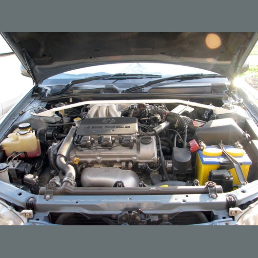  Barre anti-rapprochement Ultra Racing à 2 points TOYOTA CAMRY (XV30/ACV36R) 2.2 2WD 2002-2004