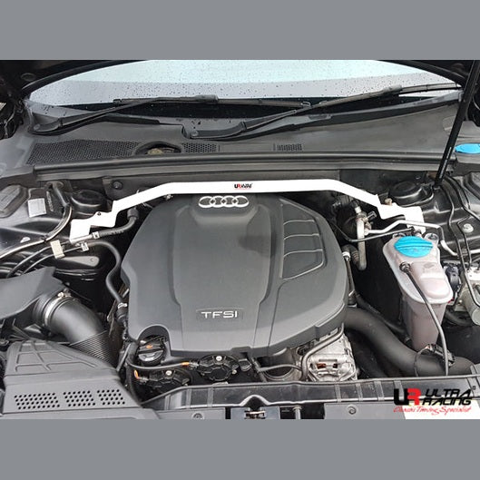  Barre anti-rapprochement Ultra Racing 2P AUDI A4 B8 (TYP 8K) 2.0 TFSI 2WD 2008-2016