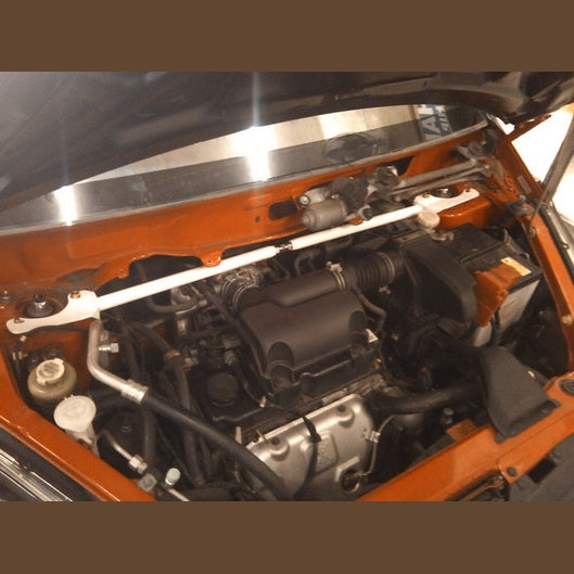  Barre anti-rapprochement Ultra Racing 546A MITSUBISHI COLT Z30 1.5 2WD 2002-2013