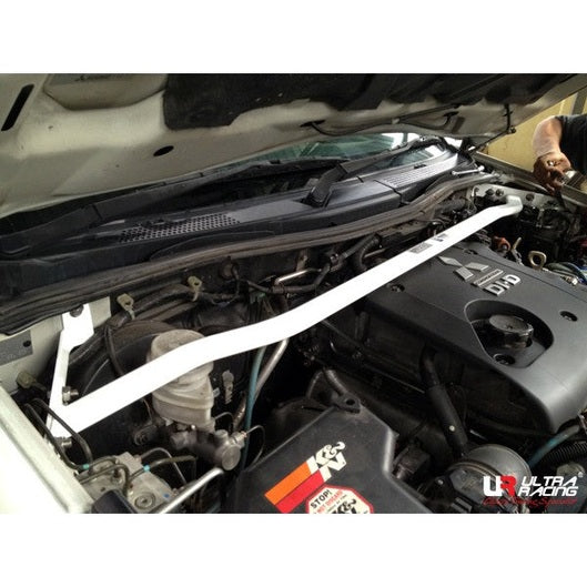  Barre anti-rapprochement Ultra Racing MITSUBISHI PAJERO SPORT 2ND GEN (KG) 2.5D 4WD 2008-2016