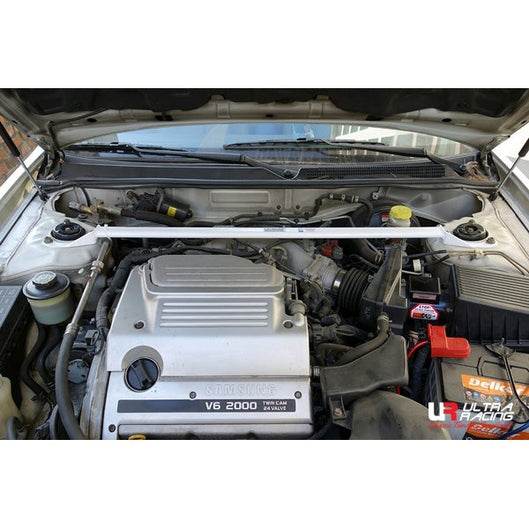  Barre anti-rapprochement Ultra Racing NISSAN CEFIRO (A32) 2.0 2WD 1994-1998