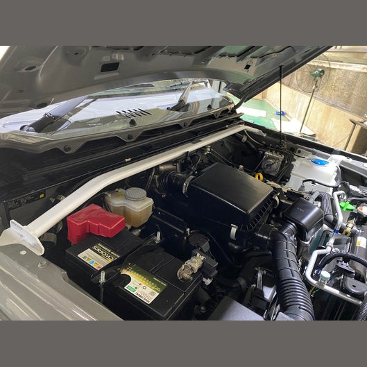  Barre anti-rapprochement Ultra Racing UR-TW2-4322 SUZUKI JIMNY SIERRA SUZUKI JIMNY SIERRA (JB64W) 658 Turbo 4WD 2018+