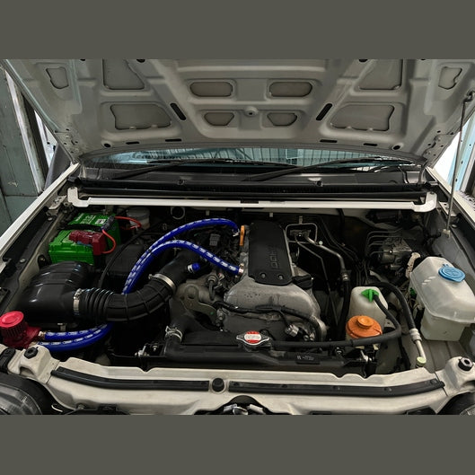  Barre anti-rapprochement Ultra Racing UR-TW3-4380 SUZUKI JIMNY
