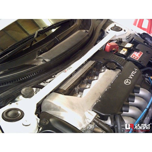  Barre anti-rapprochement Ultra Racing pour conduite à droite TOYOTA CELICA 7TH GEN (T230) 2.0 2WD 1999-2006