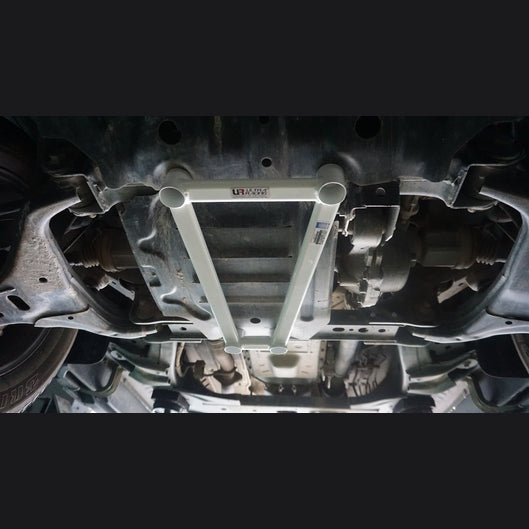  Barre anti-rapprochement avant Ultra Racing 4P FORD EVEREST 2ND GEN (U375/UA) 3.2D 4WD 2015+