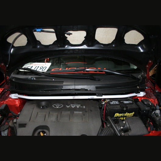  Barre anti-rapprochement avant Ultra Racing V2 SCION XD (XP110) 1.8 2WD 2008-2014