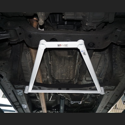  Barre anti-rapprochement avant en H à 4 points Ultra Racing TOYOTA HILUX VIGO 7TH GEN (AN10) 2.5D 4WD 2004-2015