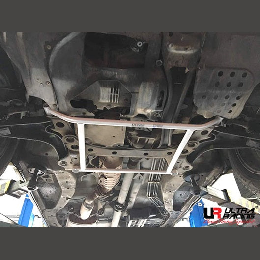  Barre anti-rapprochement avant inférieure à 4 points Ultra Racing FORD ESCAPE 1ST GEN 3.0 4WD 2000-2006
