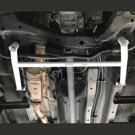 Barre anti-rapprochement avant inférieure à 4 points Ultra Racing HONDA CR-V 2ND GEN (RD4-9) 2.0 4WD 2002-2006