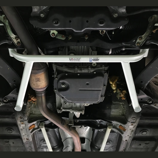  Barre anti-rapprochement avant inférieure à 4 points Ultra Racing SUBARU EXIGA 2.0T 4WD 2008-2018
