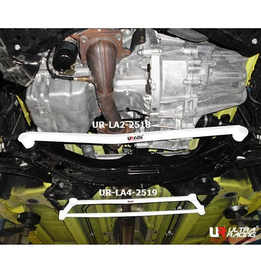  Barre anti-rapprochement avant inférieure à 4 points Ultra Racing SUZUKI SWIFT SPORT 2ND GEN (ZC32S) 1.6 2WD 2010-2017
