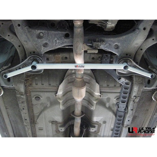  Barre anti-rapprochement avant inférieure à 4 points Ultra Racing TOYOTA CAMRY (XV30/ACV36R) 2.2 2WD 2002-2004