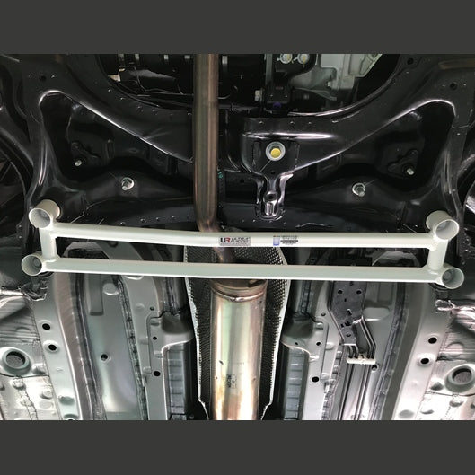  Barre anti-rapprochement avant inférieure à 4 points Ultra Racing TOYOTA SIENTA 2ND GEN (XP170) 1.5 2WD 2015+