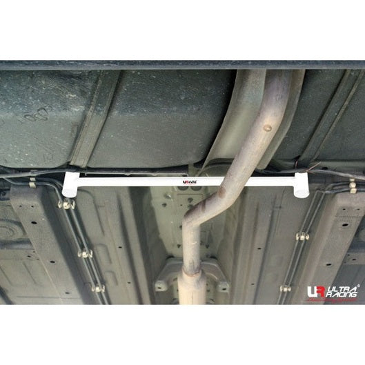  Barre anti-rapprochement/renfort Ultra Racing Mid Lower SUZUKI SWIFT (RS/ZA11S) 1.5 2WD 2004-2010
