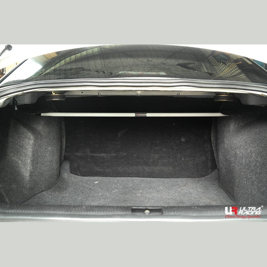  Barre anti-rapprochement supérieure arrière Ultra Racing AUDI A4 B5 (TYP 8D) 1.8T 2WD 1995-2001