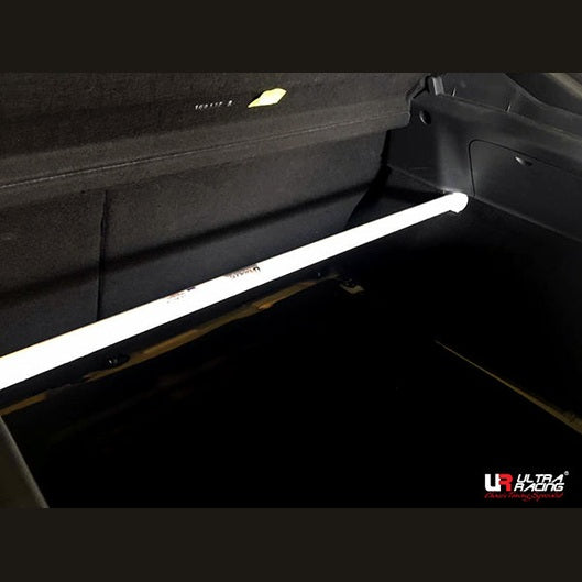  Barre anti-rapprochement supérieure arrière Ultra Racing RENAULT MEGANE III RS 265 2.0T 2WD 2012-2013