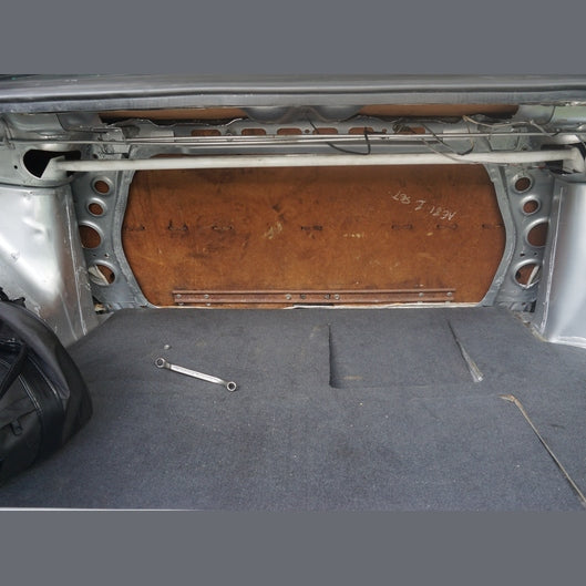  Barre anti-rapprochement supérieure arrière Ultra Racing TOYOTA COROLLA 5TH GEN (E80) 1.6-4A-GE 2WD AT 1983-1987
