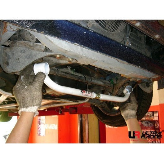  Barre de liaison inférieure avant à 2 points Ultra Racing TOYOTA COROLLA 4TH GEN (E70/KE70) 1.6-4A-GE 2WD 4A-GE ENGINE SWAP 1979-1987
