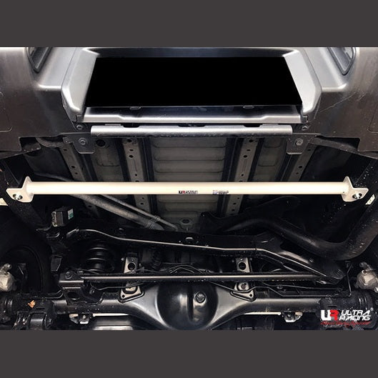  Barre de torsion arrière 4 points Ultra Racing TOYOTA FJ CRUISER (XJ10/GSJ10) 4.0 V6 4WD 2010-2017