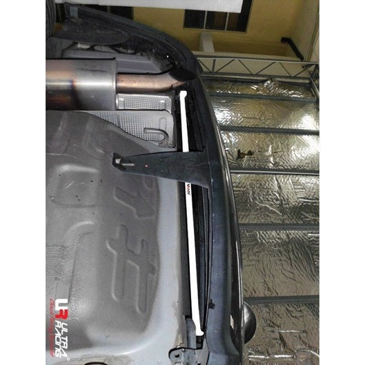  Barre de torsion arrière Ultra Racing à 2 points PEUGEOT 408 1ST GEN (T7) 1.6T 2WD 2010+