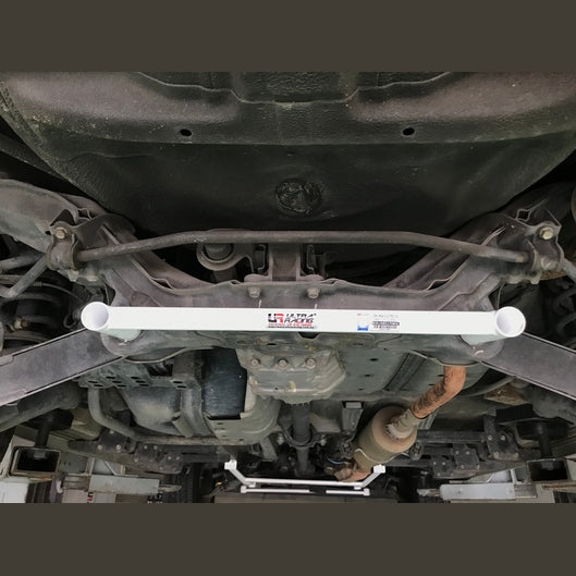  Barre inférieure arrière 2 points Ultra Racing HONDA CR-V 2ND GEN (RD4-9) 2.0 4WD 2002-2006
