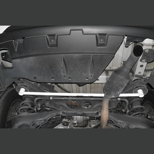  Barre inférieure arrière 2 points Ultra Racing LEXUS RX 350 3RD GEN (AL10) 3.5 V6 4WD FACELIFT 2012-2015