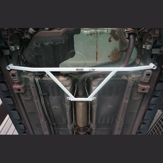  Barre inférieure arrière 4 points Ultra Racing GREAT WALL HAVAL H1 1ST GEN 1.5 2WD 2012-2014
