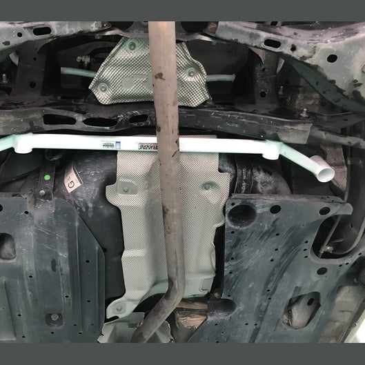  Barre inférieure arrière 4 points Ultra Racing MAZDA 3 3TH GEN (BM) 2.0 HATCHBACK 2013-2018