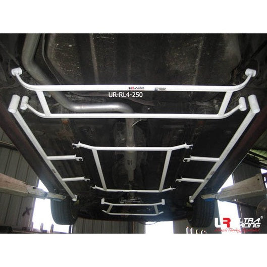  Barre inférieure arrière 4 points Ultra Racing PROTON PUTRA 1.8 2WD NORMAL ENGINE 1996-2004