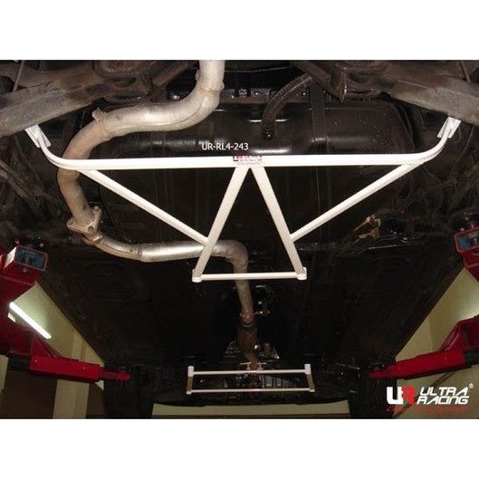  Barre inférieure arrière 4 points Ultra Racing PROTON SATRIA NEO 2ND GEN (BS) 1.3 2WD 2006-2015