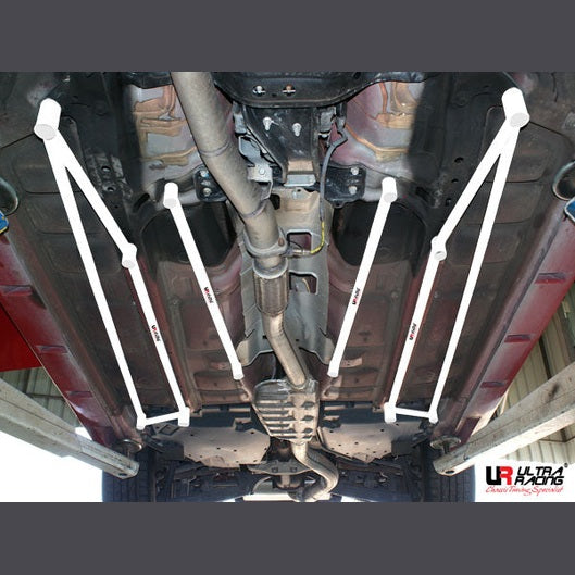  Barres latérales Ultra Racing 2x 4 points SUBARU IMPREZA WRX STI 3RD GEN (GRB) 2.0T 4WD VERSION 10 HATCHBACK 2007-2014