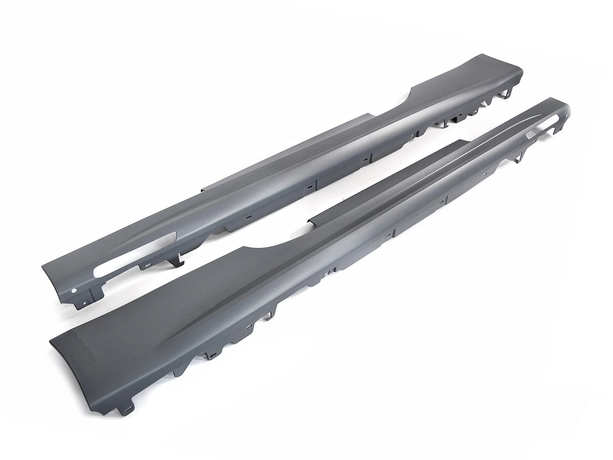 Bas de caisse sport compatibles BMW G22 G23 20-24