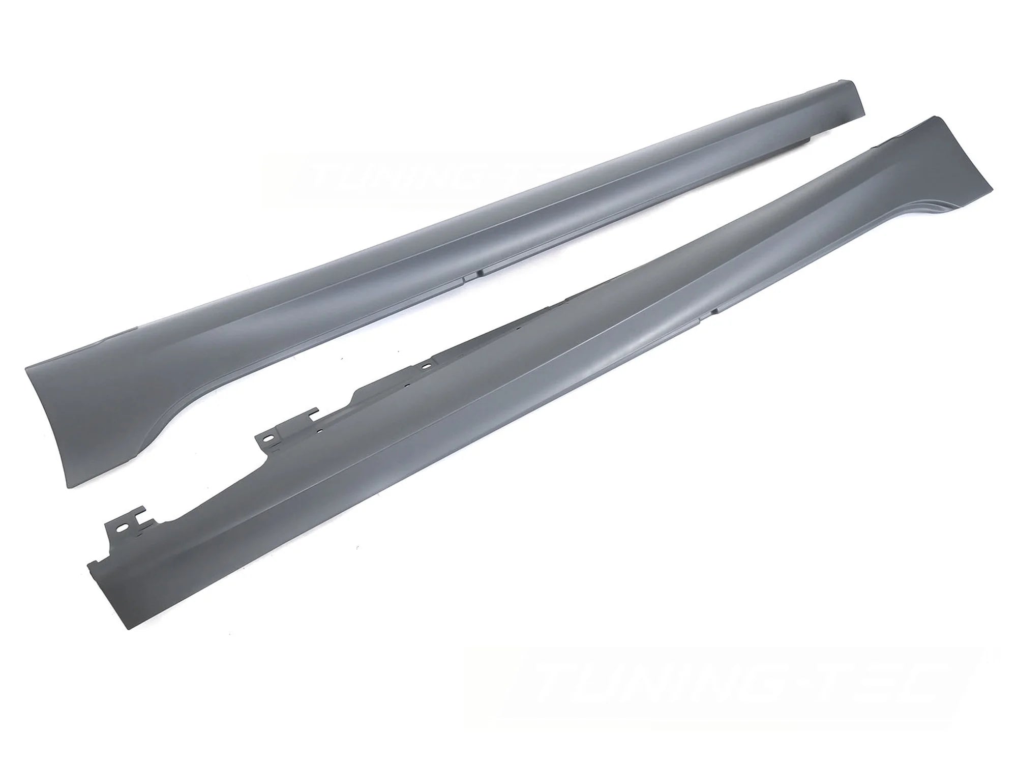 Bas de caisse style sport compatibles BMW F46 15-21
