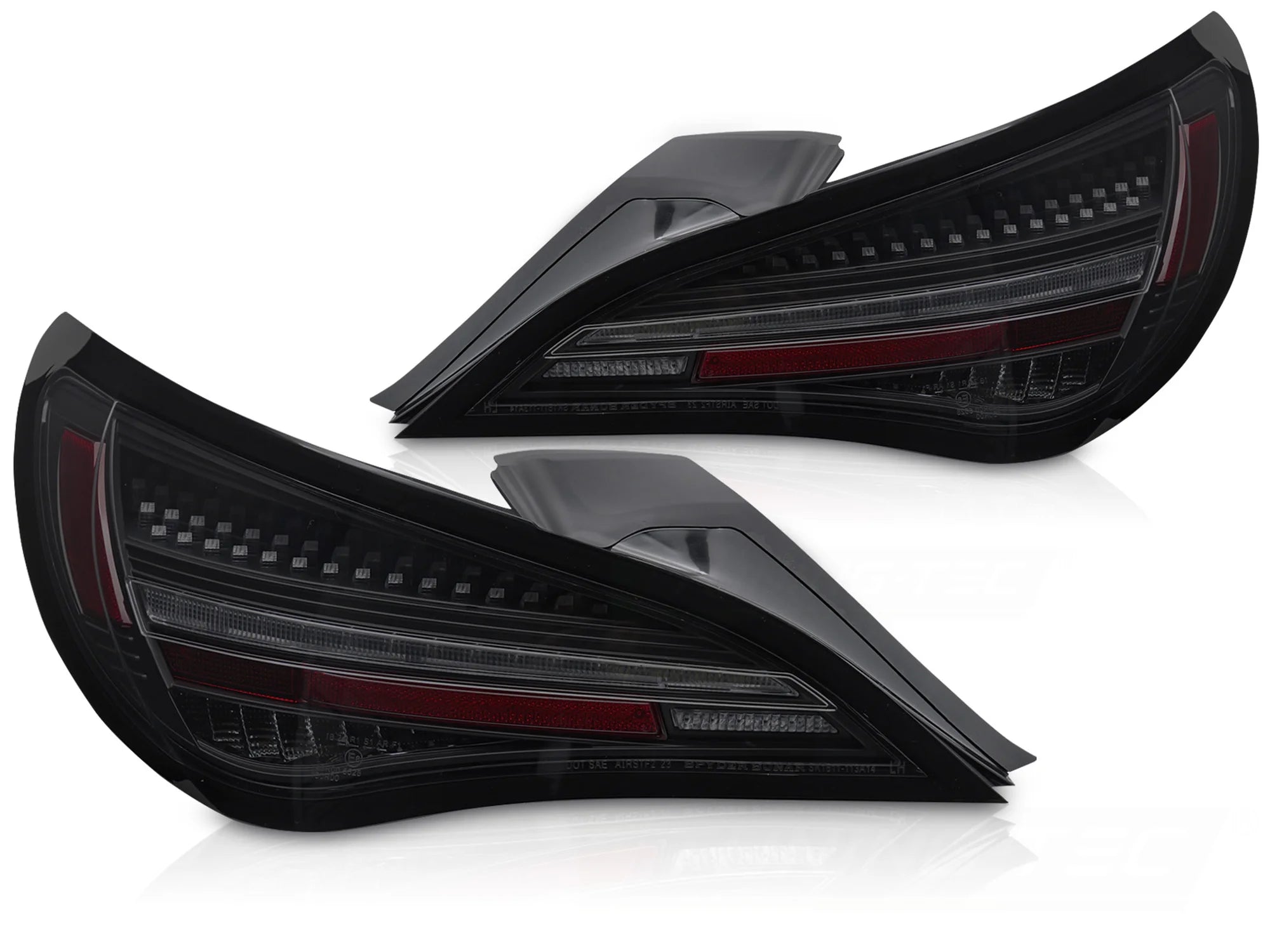 Feux arrière à LED Dynamique noir fumé compatibles avec Mercedes CLA C117 13-16 / X117 14-16 Ampoule d'origine