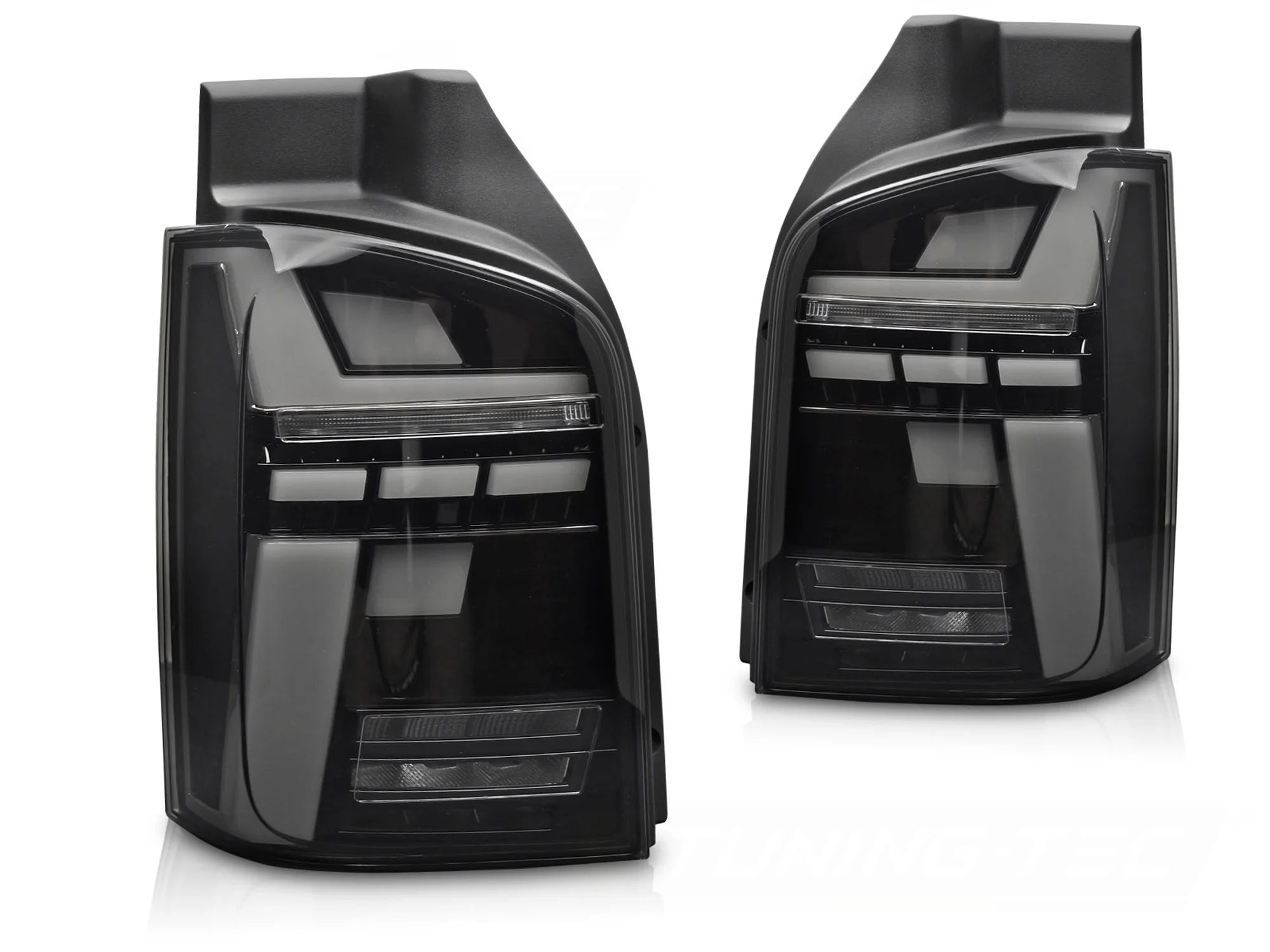 Feux arrière à LED fumés Dynamique compatibles VW T5 04.03-09 / 10-15