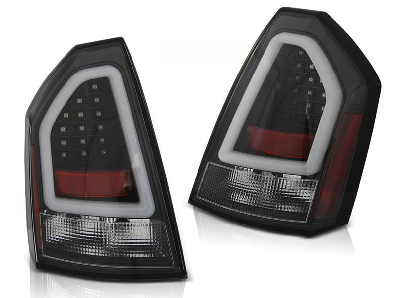 Feux LED noire pour Chrysler 300C (2005-2008)