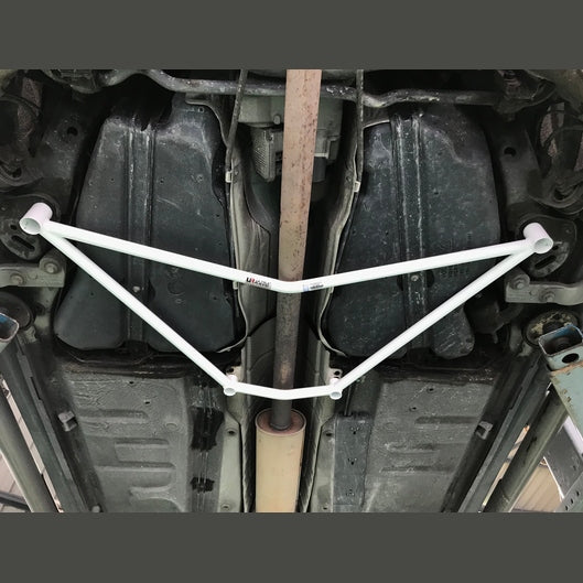  Renfort arrière 4 points Ultra Racing VOLVO XC90 1ST GEN D5 2.4D 4WD 2003-2015