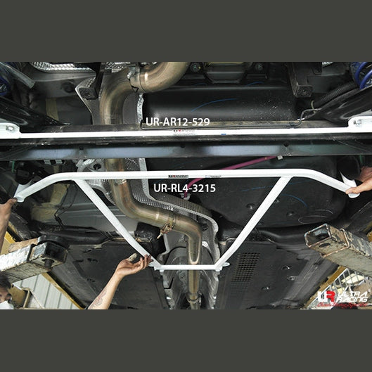  Renfort inférieur arrière Ultra Racing 4P RENAULT CLIO IV RS 4TH GEN 1.2T 2WD 2012-2019