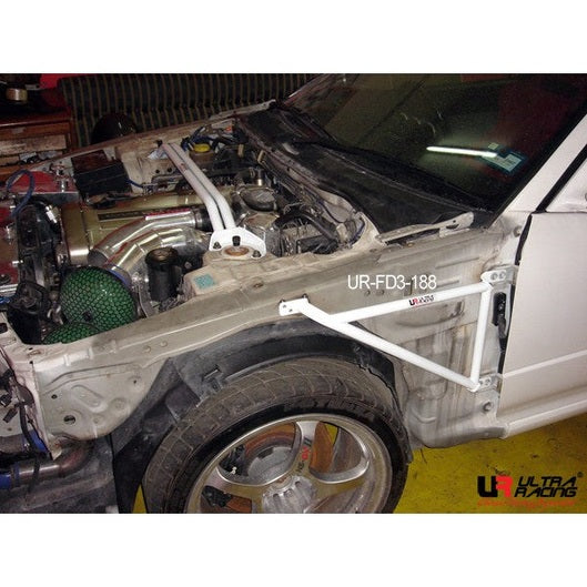  Supports d'ailes Ultra Racing à 3 points NISSAN SKYLINE 9TH GEN (ENR34) 2.5T 2WD 1998-2002
